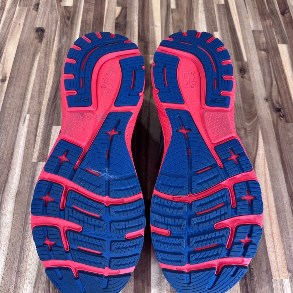 Brooks Men's Adrenaline 22 Running Shoes - Picture 6 of 6